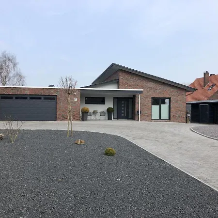 Weitblick-mit-kind-und-hund Σπίτι διακοπών